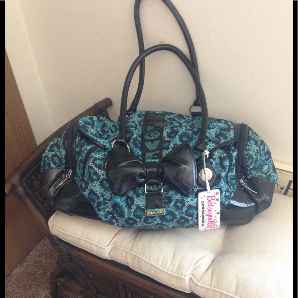 Betsey Johnson blue leopard print over night bag!
